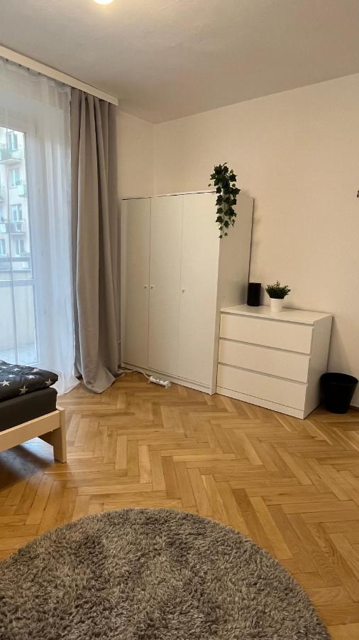 Warszawa Krucza Pokoje Экстерьер фото